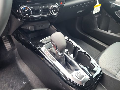 New 2026 Chevrolet Trax LT w/ LT Convenience Package image 33