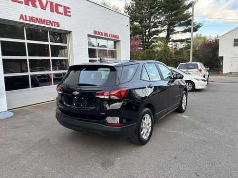 Used 2022 Chevrolet Equinox LS AWD/4WD image 6