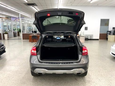 Used 2018 Mercedes-Benz GLA 250 GLA 250 4MATIC SUV image 33