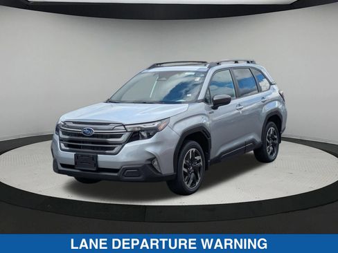 Used 2025 Subaru Forester Premium AWD/4WD image 8