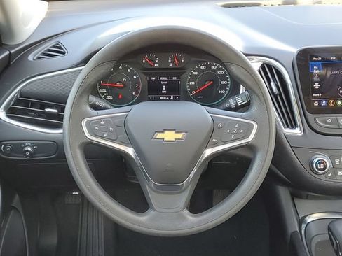 Used 2021 Chevrolet Malibu LT FWD image 30
