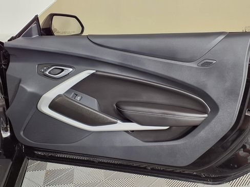 Used 2023 Chevrolet Camaro SS RWD image 8