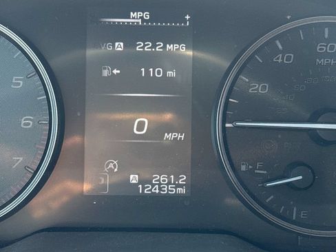 Used 2025 Subaru Outback Premium AWD/4WD image 39