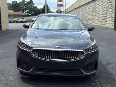 Used 2017 Kia Cadenza Technology FWD image 4