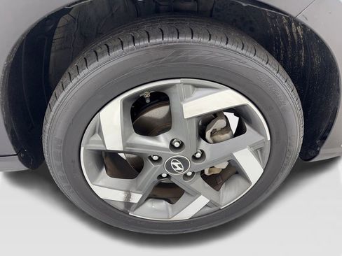 Used 2025 Hyundai Venue SEL image 77