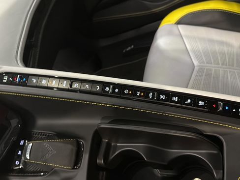 Used 2022 Chevrolet Corvette Stingray Premium Conv RWD image 15