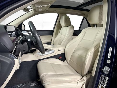 Used 2020 Mercedes-Benz GLE 350 w/ Premium Package image 27