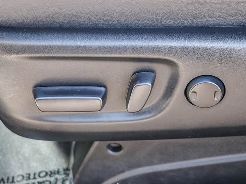 Certified 2020 Toyota Sienna SE w/ Nightshade Edition FWD image 21