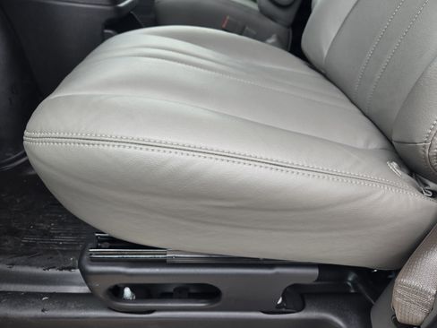 New 2025 GMC Savana 2500 Extended w/ Driver Convenience Package image 19