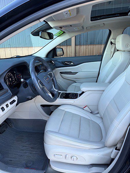 Used 2021 GMC Acadia Denali w/ LPO, Floor Liner Package AWD/4WD image 7