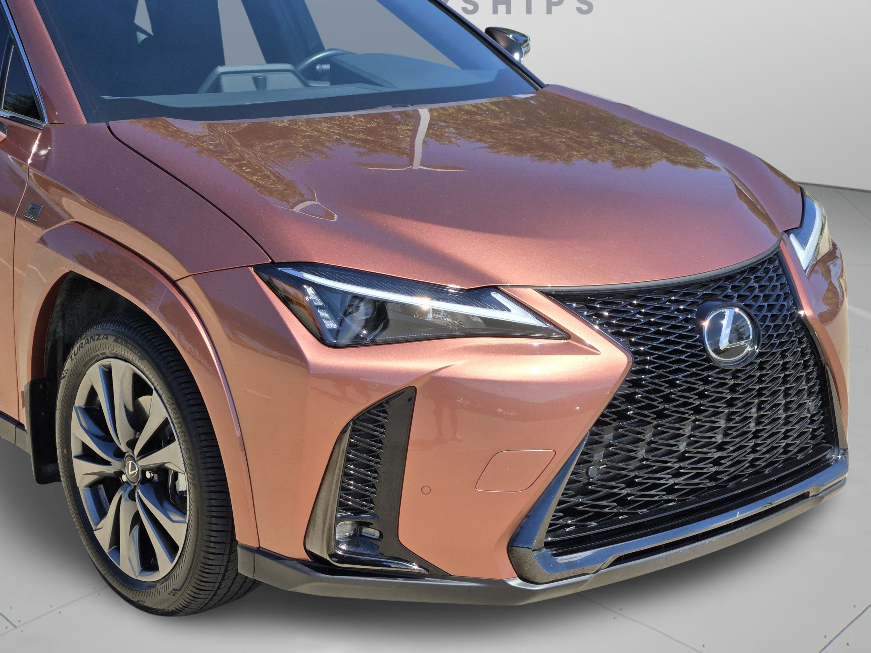 Used 2025 Lexus UX 300h FWD image 34