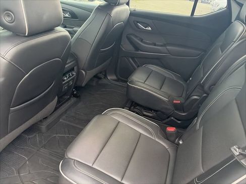Used 2021 Chevrolet Traverse High Country w/ LPO, Floor Liner Package FWD image 10