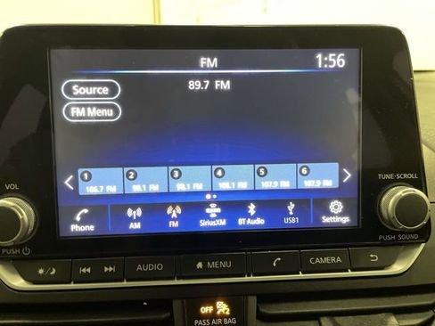 Used 2023 Nissan Altima 2.5 SV AWD/4WD image 16