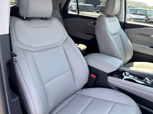 New 2026 Ford Explorer Active w/ Active Comfort Package AWD/4WD image 23
