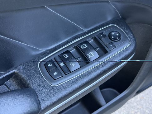 Used 2022 Dodge Charger Scat Pack w/ Plus Group RWD image 12