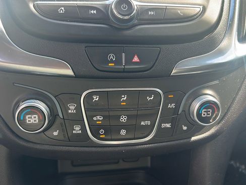 Used 2022 Chevrolet Equinox LT image 26
