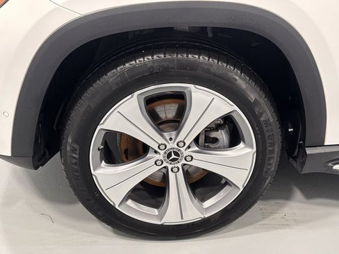 Used 2020 Mercedes-Benz GLS 450 4MATIC image 29