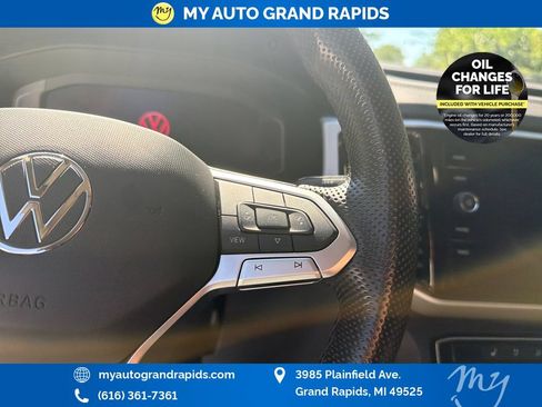 Used 2023 Volkswagen Atlas SEL Premium AWD/4WD image 15