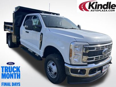 New 2025 Ford F350 XL w/ XL Chrome Package