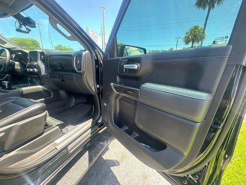 Used 2021 GMC Sierra 1500 Elevation w/ Preferred Package RWD image 18