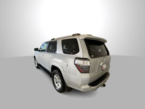 Used 2021 Toyota 4Runner SR5 image 6