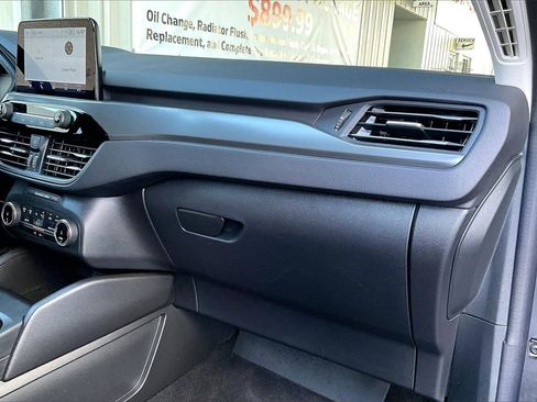 Used 2025 Ford Escape Active image 24