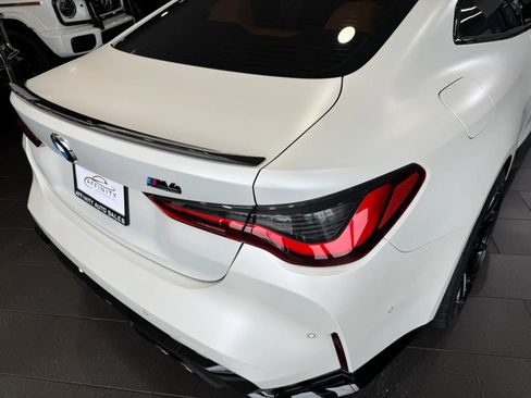 Used 2021 BMW M4 Competition w/ M Carbon Exterior Package RWD image 6
