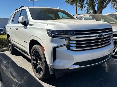 Used 2022 Chevrolet Tahoe High Country AWD/4WD image 3