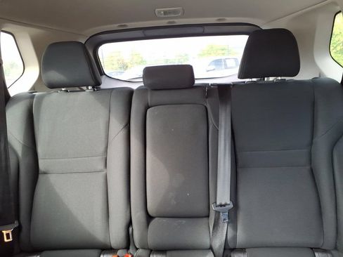 Used 2023 Nissan Rogue S AWD/4WD image 13