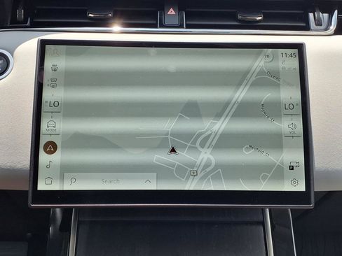 Used 2025 Land Rover Range Rover Evoque S image 12