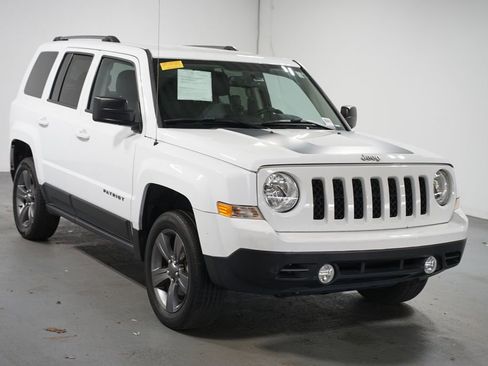 Used 2017 Jeep Patriot Sport w/ Power Value Group image 3
