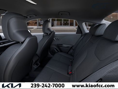New 2026 Kia K4 LXS image 18