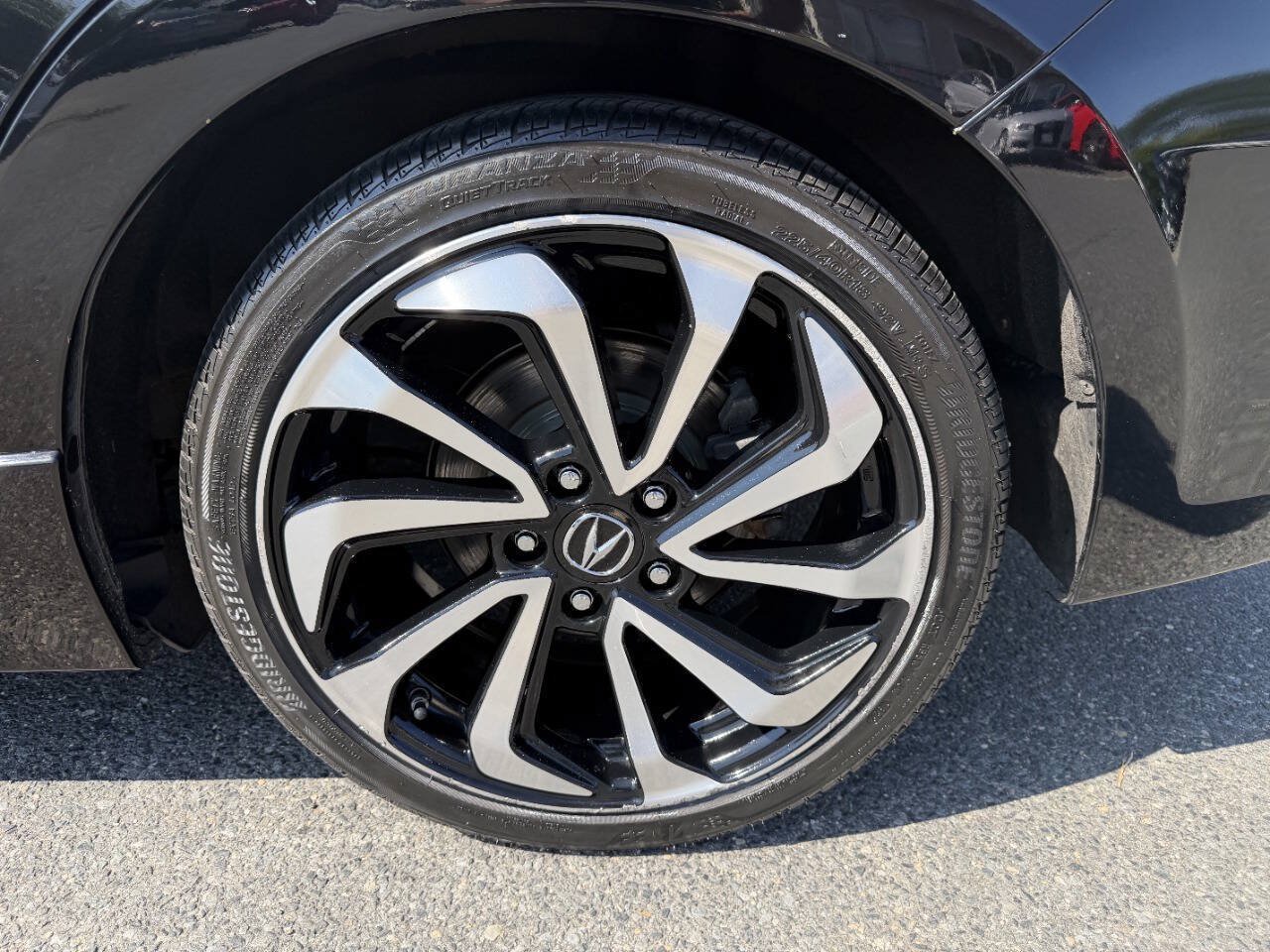 Used 2018 Acura ILX w/ Special Edition Package FWD image 11