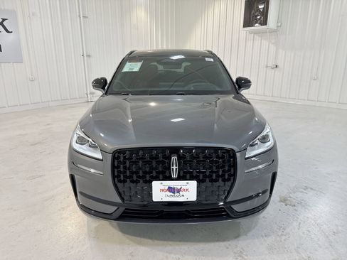 New 2026 Lincoln Corsair Reserve image 32