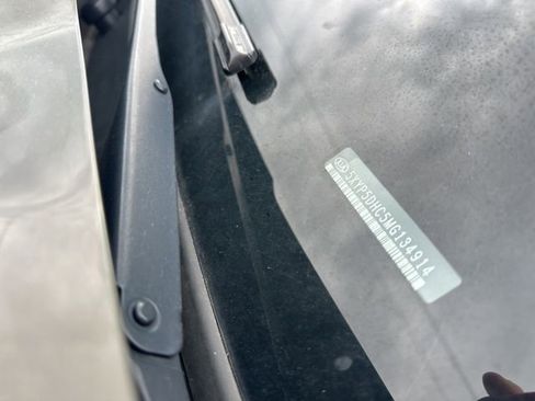 Used 2021 Kia Telluride SX w/ SX Prestige Package image 16