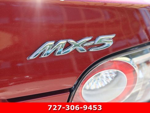 Used 2008 MAZDA MX-5 Miata Touring image 8