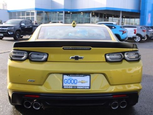 Used 2024 Chevrolet Camaro SS image 5