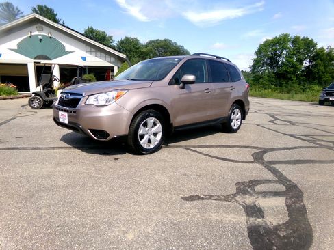 Used 2016 Subaru Forester 2.5i Premium w/ All-Weather Package image 30