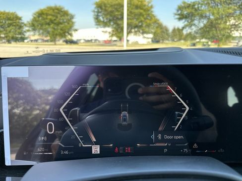 New 2026 BMW X5 xDrive40i w/ M Sport Package image 35