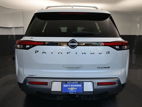 Used 2022 Nissan Pathfinder Platinum w/ Cargo Package image 10