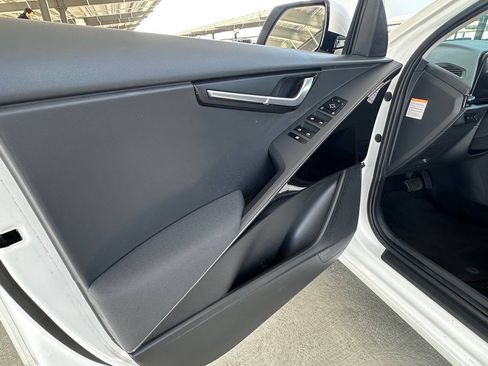 Used 2023 Kia Niro Wind FWD image 12