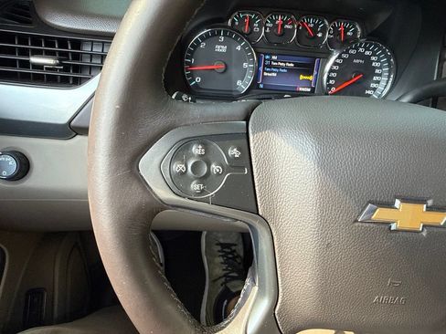 Used 2015 Chevrolet Suburban LT w/ Max Trailering Package RWD image 36