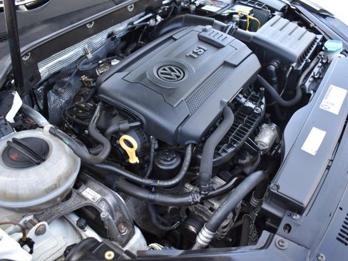 Used 2015 Volkswagen GTI S image 41