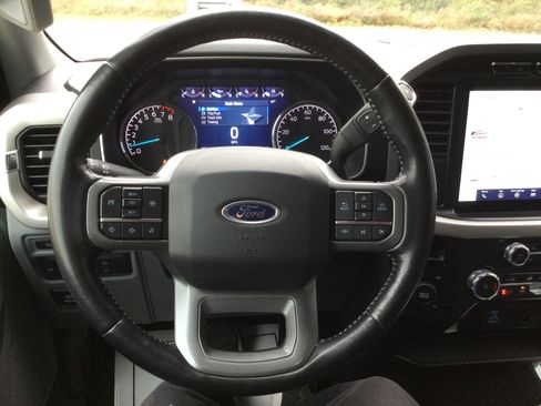 Used 2022 Ford F150 XLT w/ Equipment Group 302A High image 16