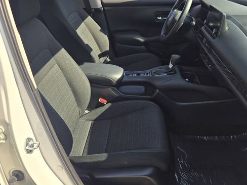 Used 2024 Honda HR-V LX image 17