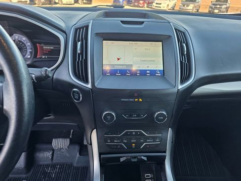Used 2020 Ford Edge SEL w/ Convenience Package image 18