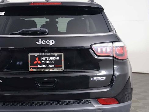 Used 2019 Jeep Compass Latitude image 13