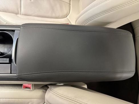 Used 2020 Lincoln MKZ Reserve w/ Luxury Package image 22