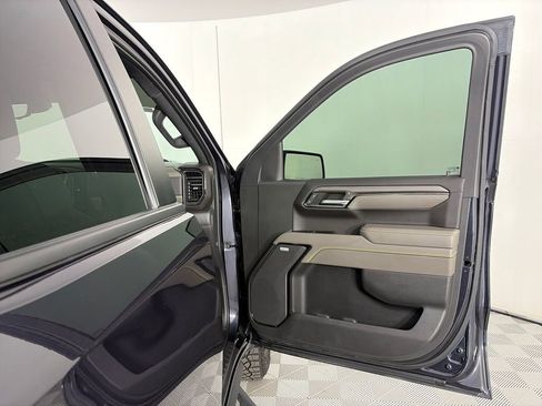 Used 2023 Chevrolet Silverado 1500 ZR2 w/ Technology Package AWD/4WD image 30