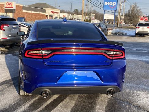 Used 2021 Dodge Charger R/T w/ Plus Group image 4